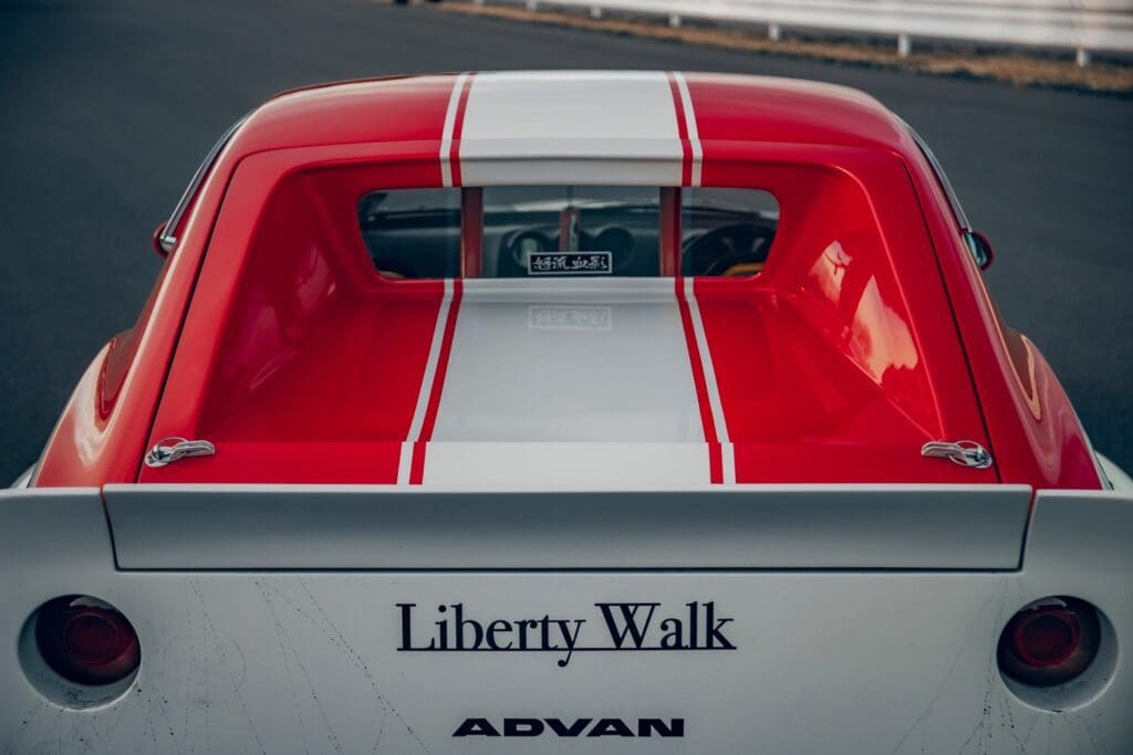 LIBERTY WALK LB-WORKS WIDEBODY KIT FOR S30 Datsun 240Z | 260Z | 280Z ...