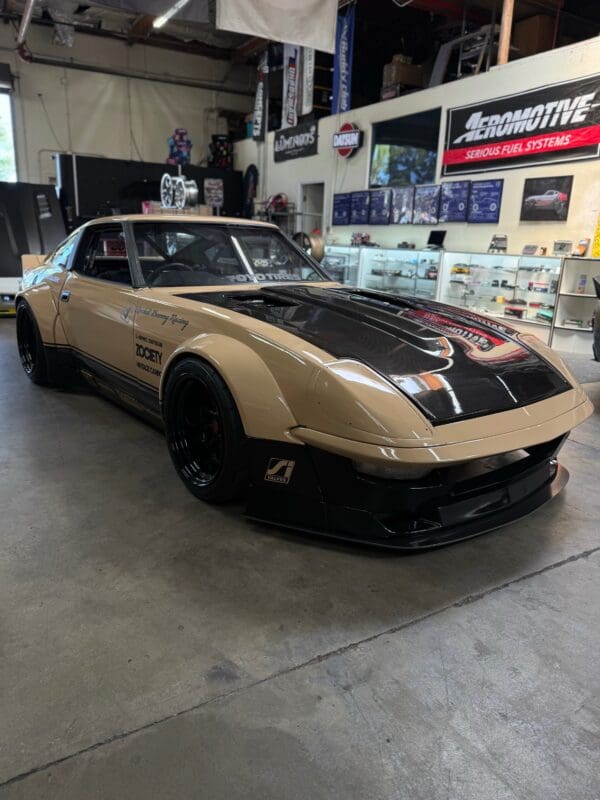 280ZX OEM Turbo Style Vented Hood - Image 15