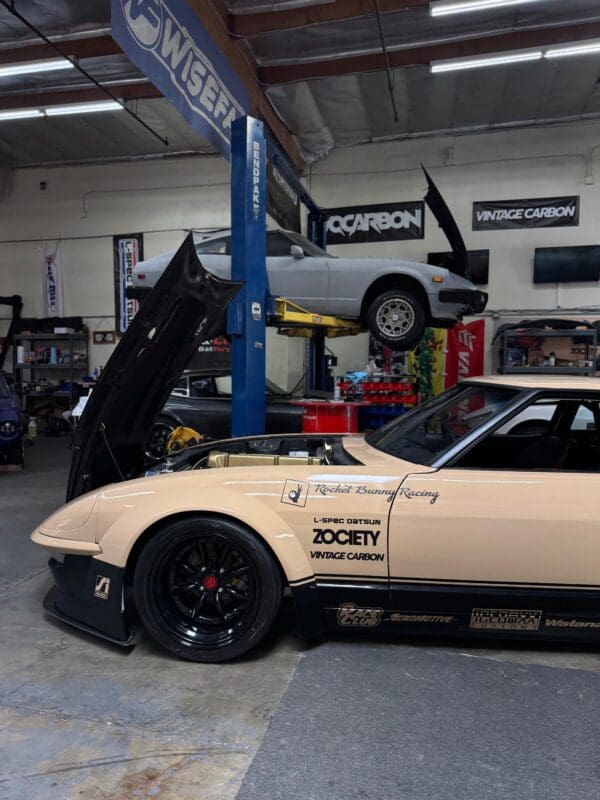 280ZX OEM Turbo Style Vented Hood - Image 6