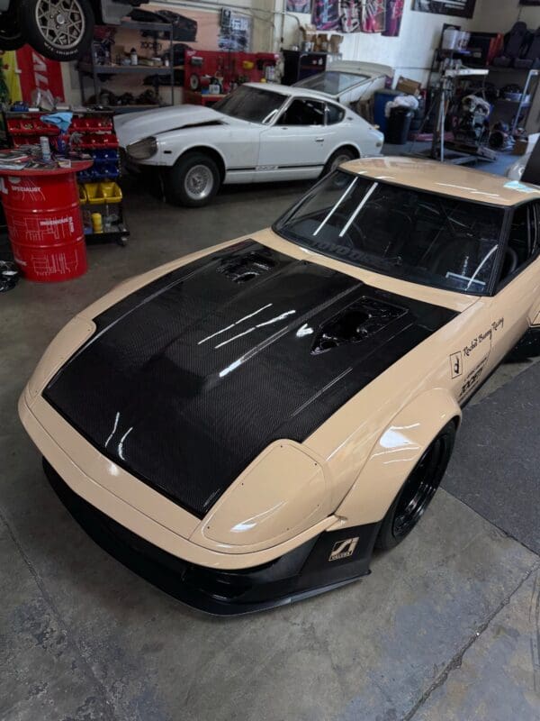 280ZX OEM Turbo Style Vented Hood - Image 2