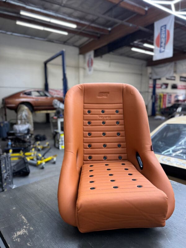 ST Bucket Seats - Image 11