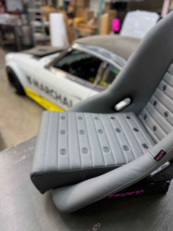 ST Bucket Seats - Image 15